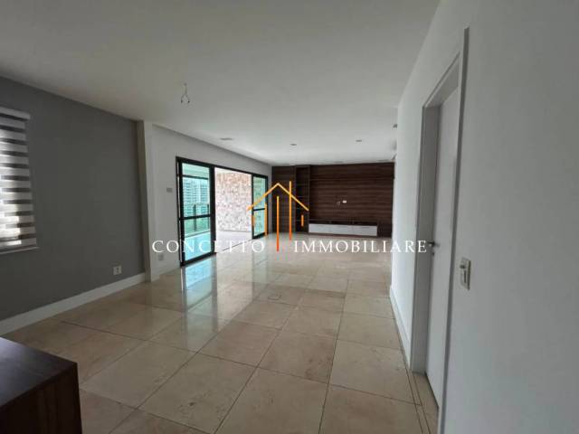 #595 - Apartamento para Venda em Rio de Janeiro - RJ