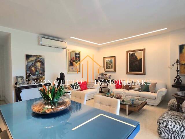 #607 - Apartamento para Venda em Rio de Janeiro - RJ