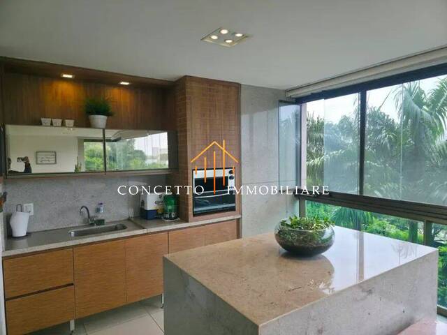 #615 - Apartamento para Venda em Rio de Janeiro - RJ